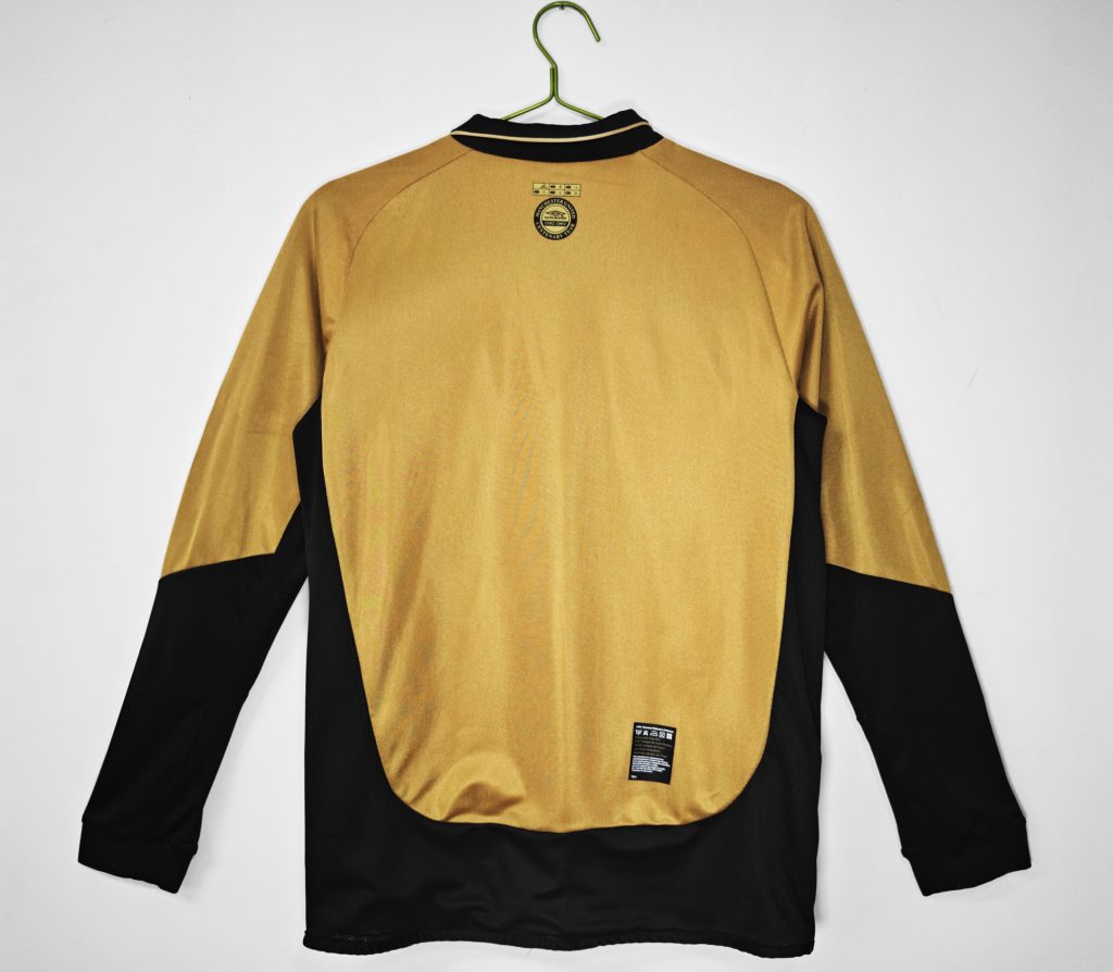 Manchester United 2001-02 centennial edition Camiseta de manga larga