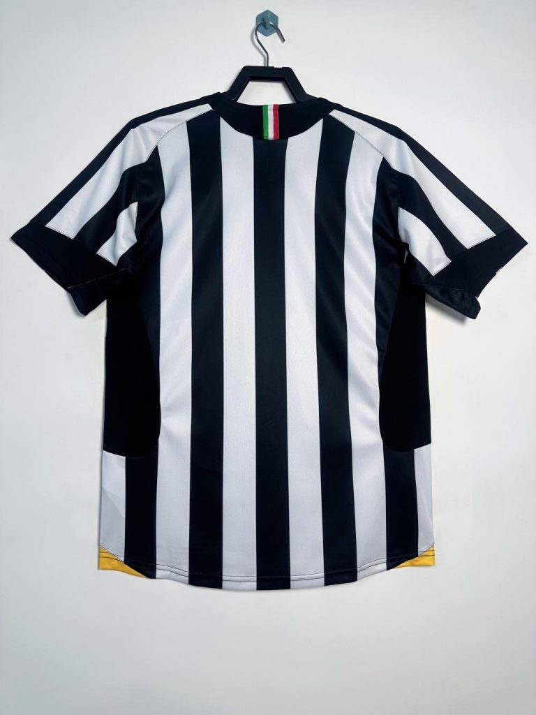 Juventus 2005-06 Camiseta local