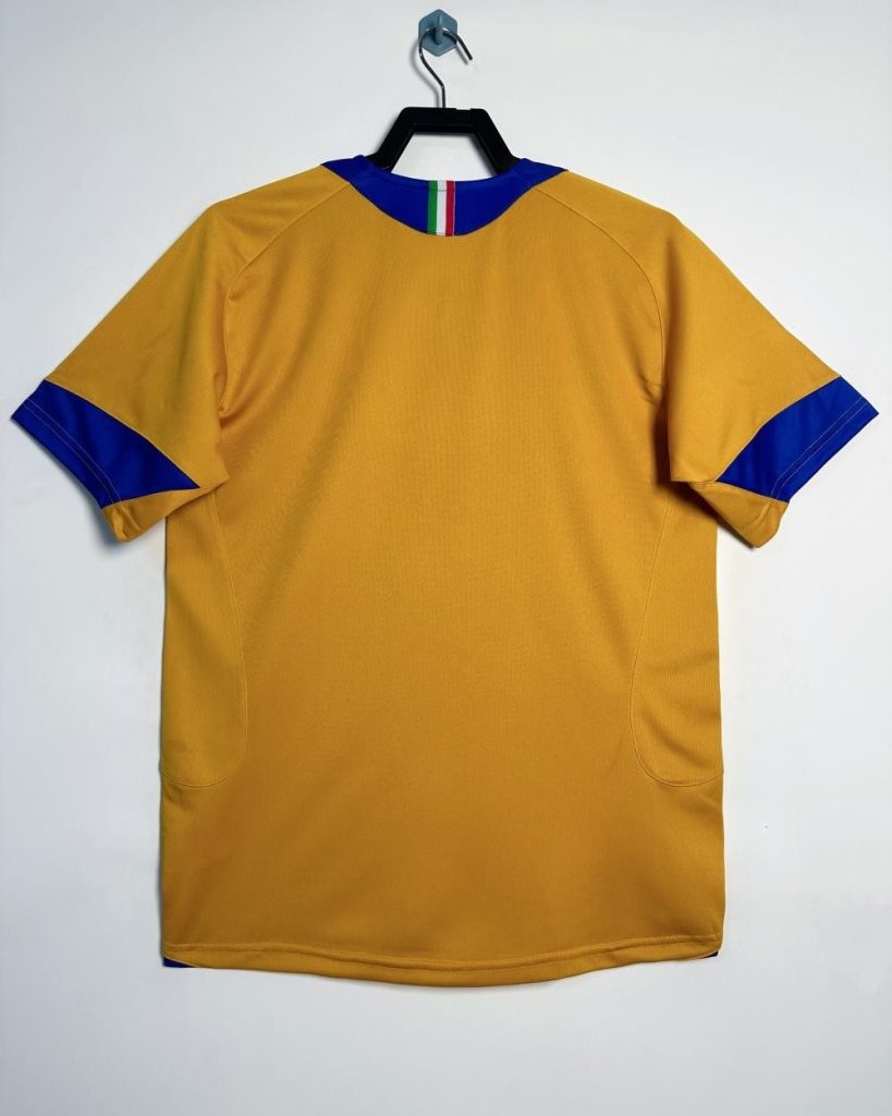 Juventus 2005-06 Tercera camiseta
