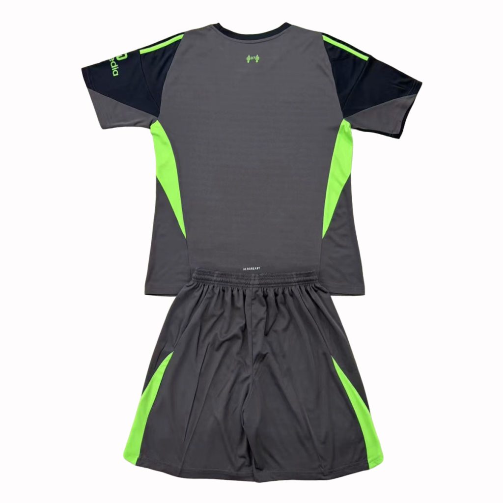 niños Liverpool 2025-26 Portero Kit