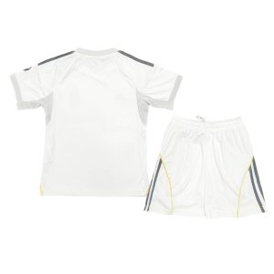 niños Real Madrid 2025-26 Local Kit