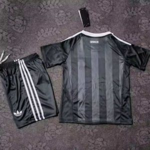 niños Real Madrid 2025-26 Portero Kit