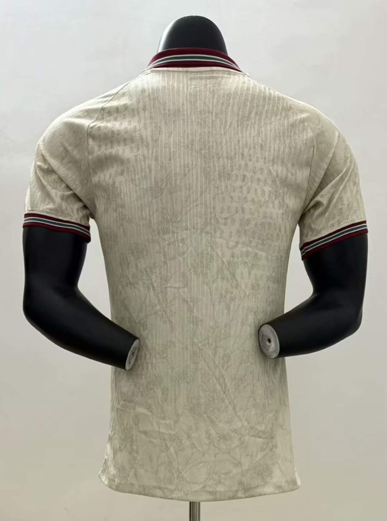 Real Betis 2025 Versión jugador Camiseta de entrenamiento
