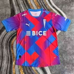 Universidad Católica 2025-26 Tercera camiseta