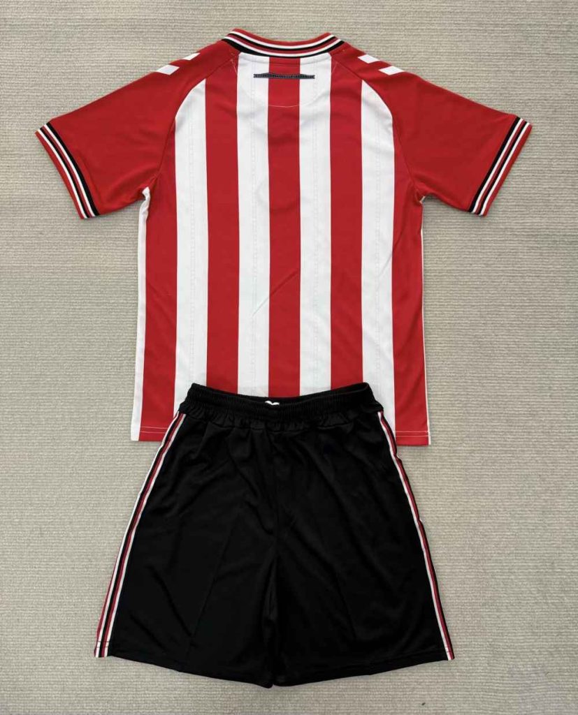 niños Sunderland 2025-26 Local Kit