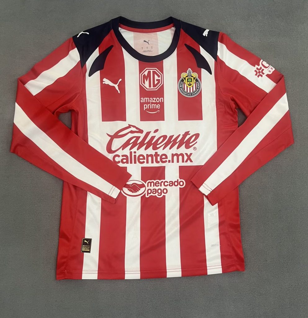 Chivas Guadalajara 2025-26 Camiseta local versión jugador de manga larga