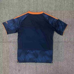 Nottingham Forest 2025-26 Tercera camiseta