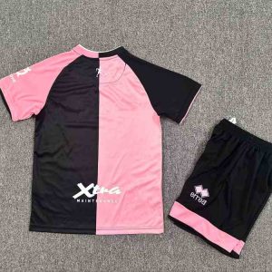 niños Queens Park Rangers 2025-26 Visitante kit