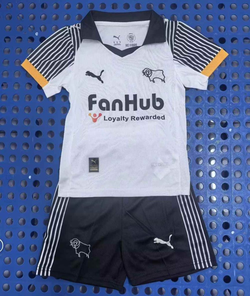 niños Derby County 2025-26 Local Kit