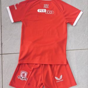 niños Middlesbrough 2025-26 Local Kit