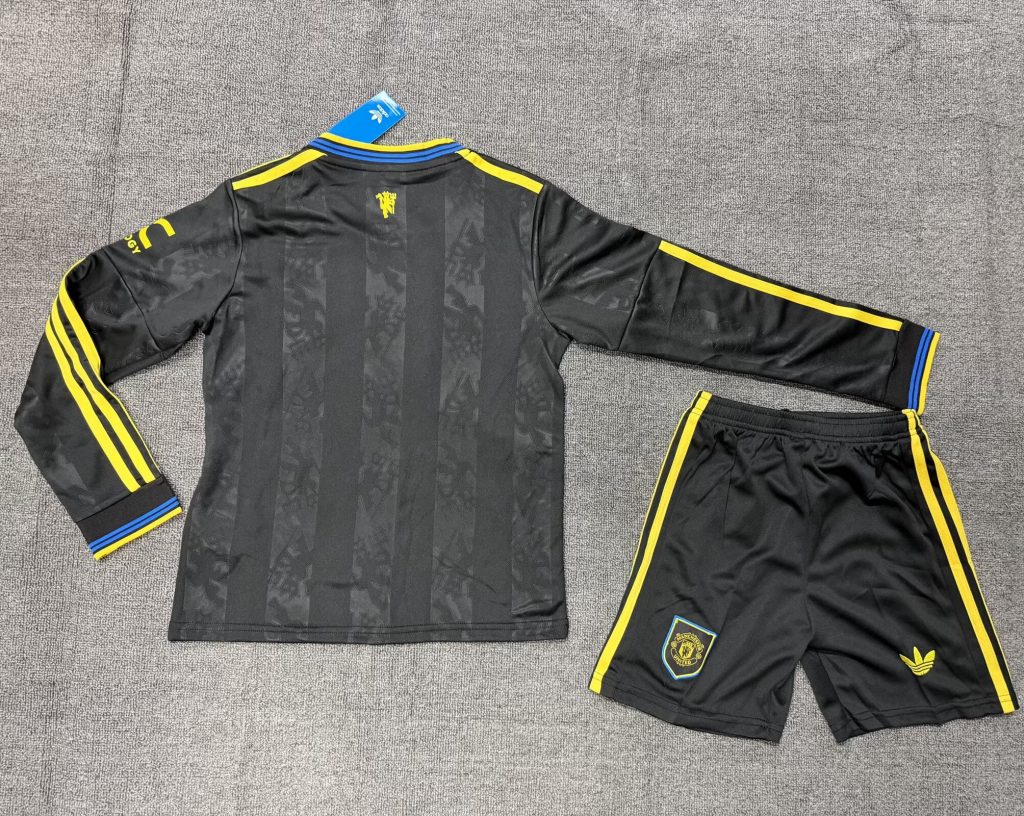 niños Manchester United 2025-26 Tercera Long Sleeve Kit