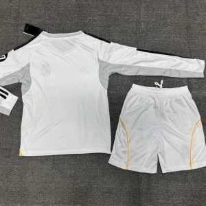 niños Real Madrid 2025-26 Local Long Sleeve Kit