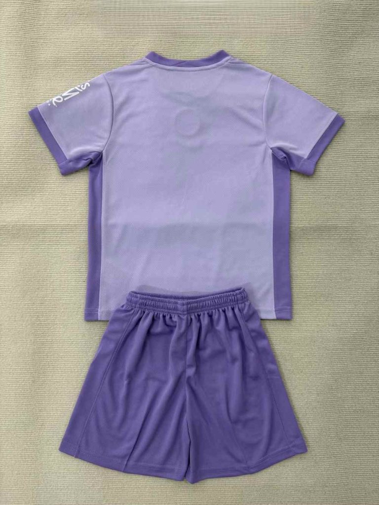 Niños Brighton & Hove Albion 2025-26 Visitante Kit