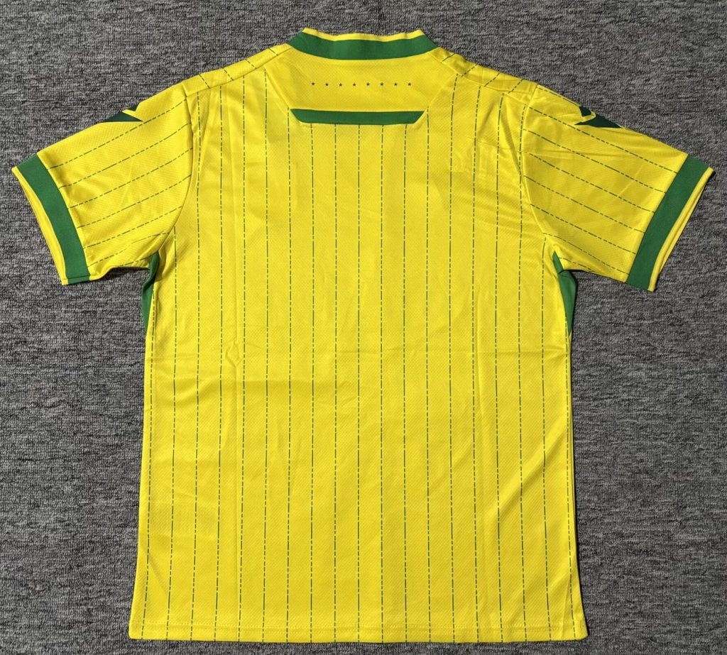 Nantes 2025-26 Camiseta local