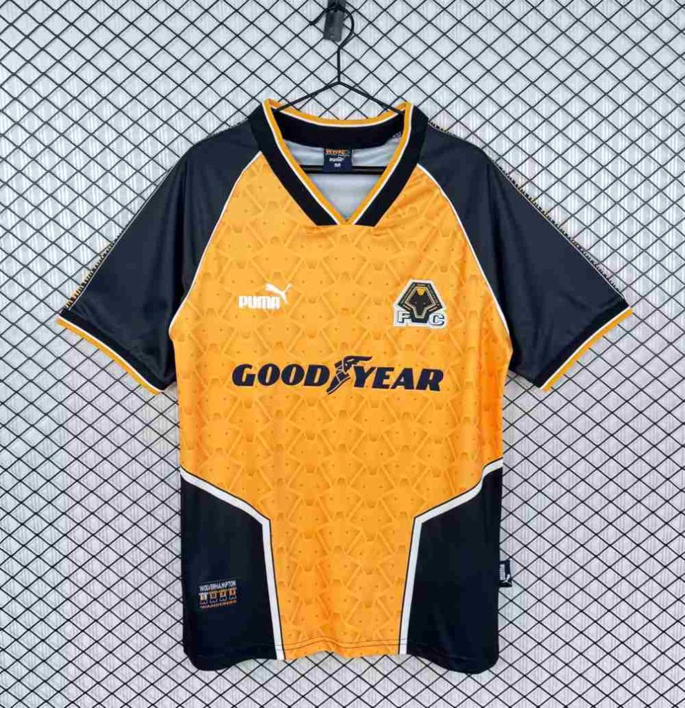 Wolverhampton 1996-98 Camiseta local