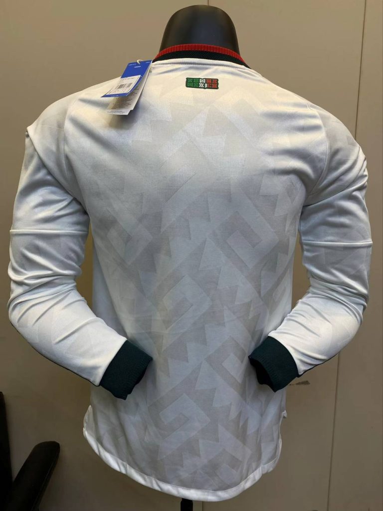 México 2026 FIFA World Cup Camiseta visitante versión jugador de manga larga