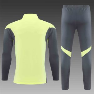 niños Real Madrid 2025-26 Entrenamiento Suits