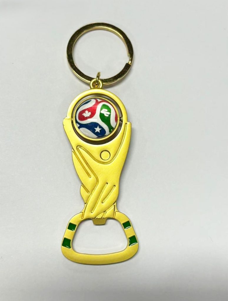 Estados Unidos-Canadá-México 2026 FIFA World Cup Trophy Bottle Opener Keychain