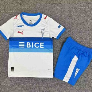 niños Universidad Católica 2026-27 Local Kit